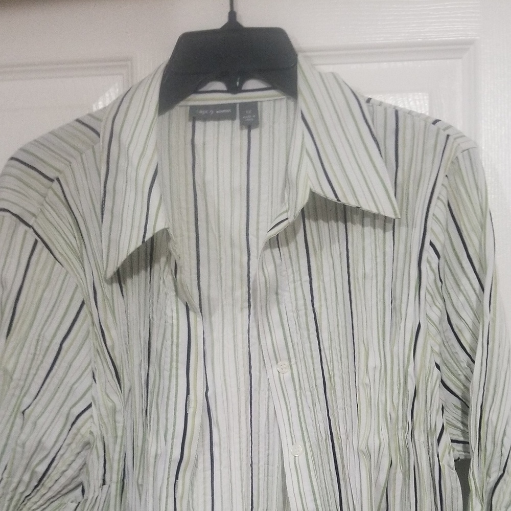 APT9 PLUS SIZE PIN STRIP SHIRT 1X